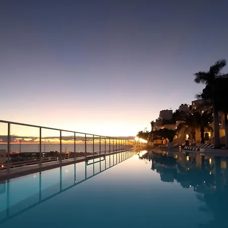 Marina Bayview (adults Only) 아파트 *