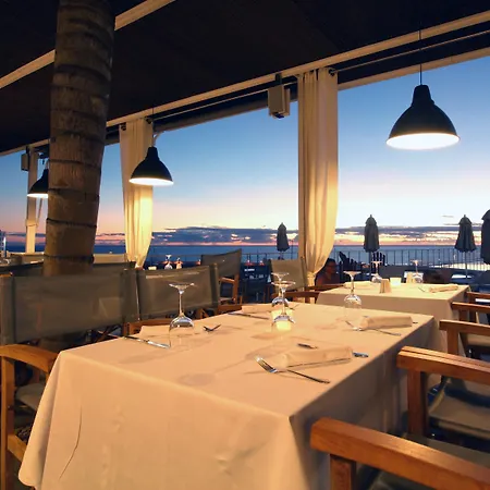 Marina Bayview (adults Only) 아파트 *